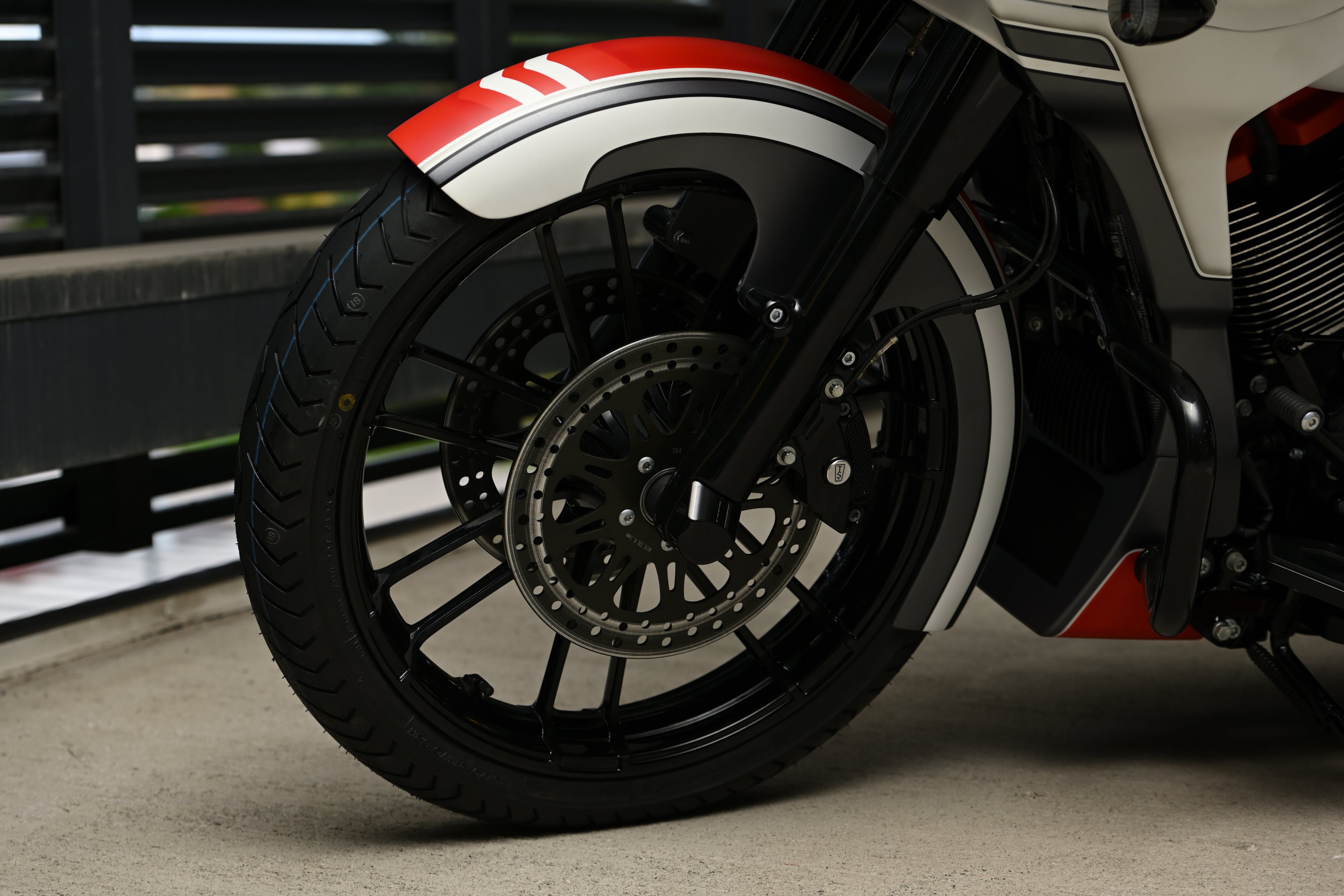 T&S Wrapper Front Fender  for 21" Wheel Touring 1996-2013