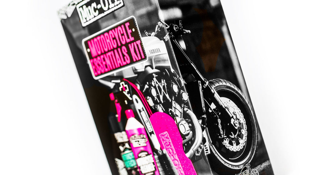 https://mctech.dk/wp-content/uploads/2019/02/234485_muc-off-bike-care-essentials-kit1.jpg