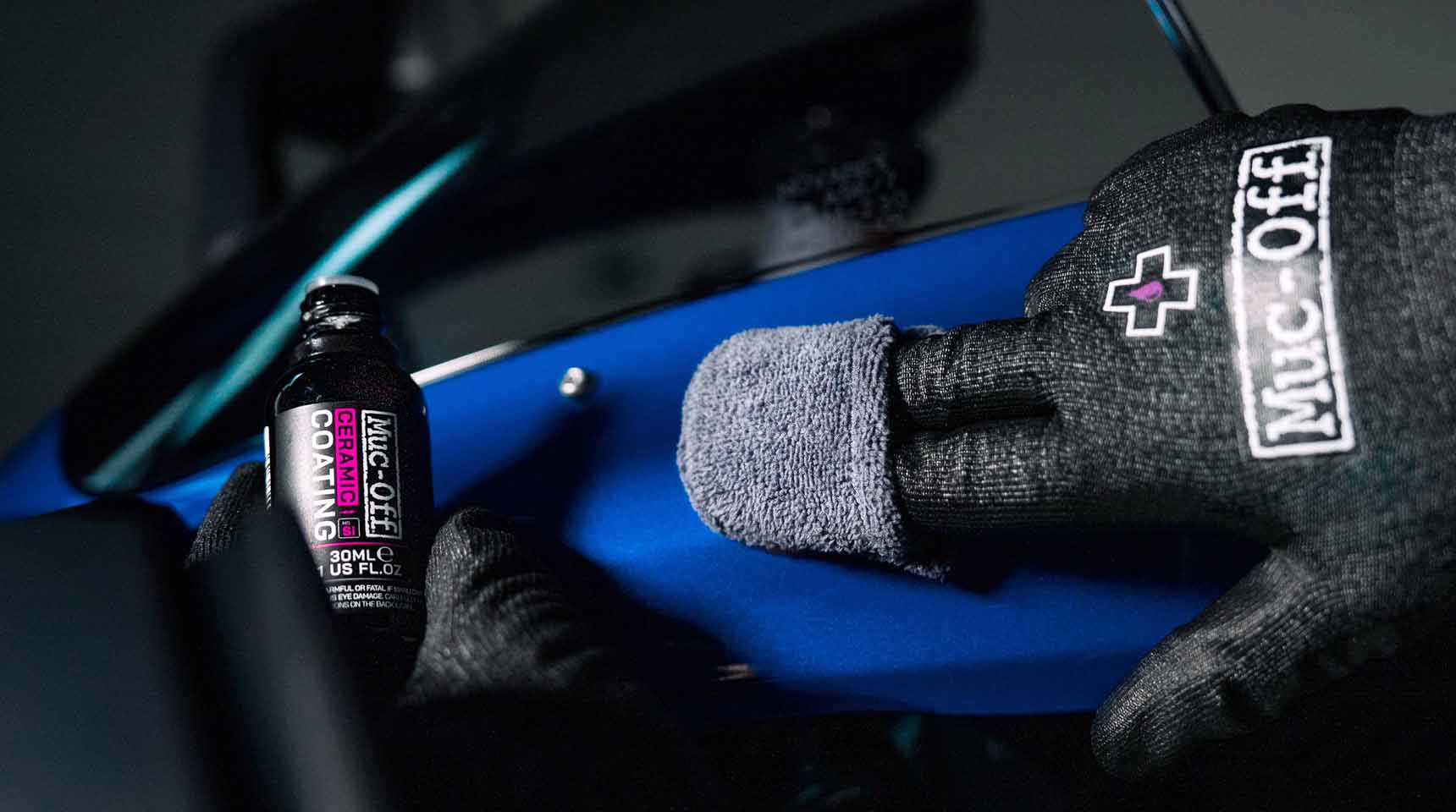 https://mctech.dk/wp-content/uploads/2024/10/30ml-Ceramic-Protection-Ecomm-001.jpg