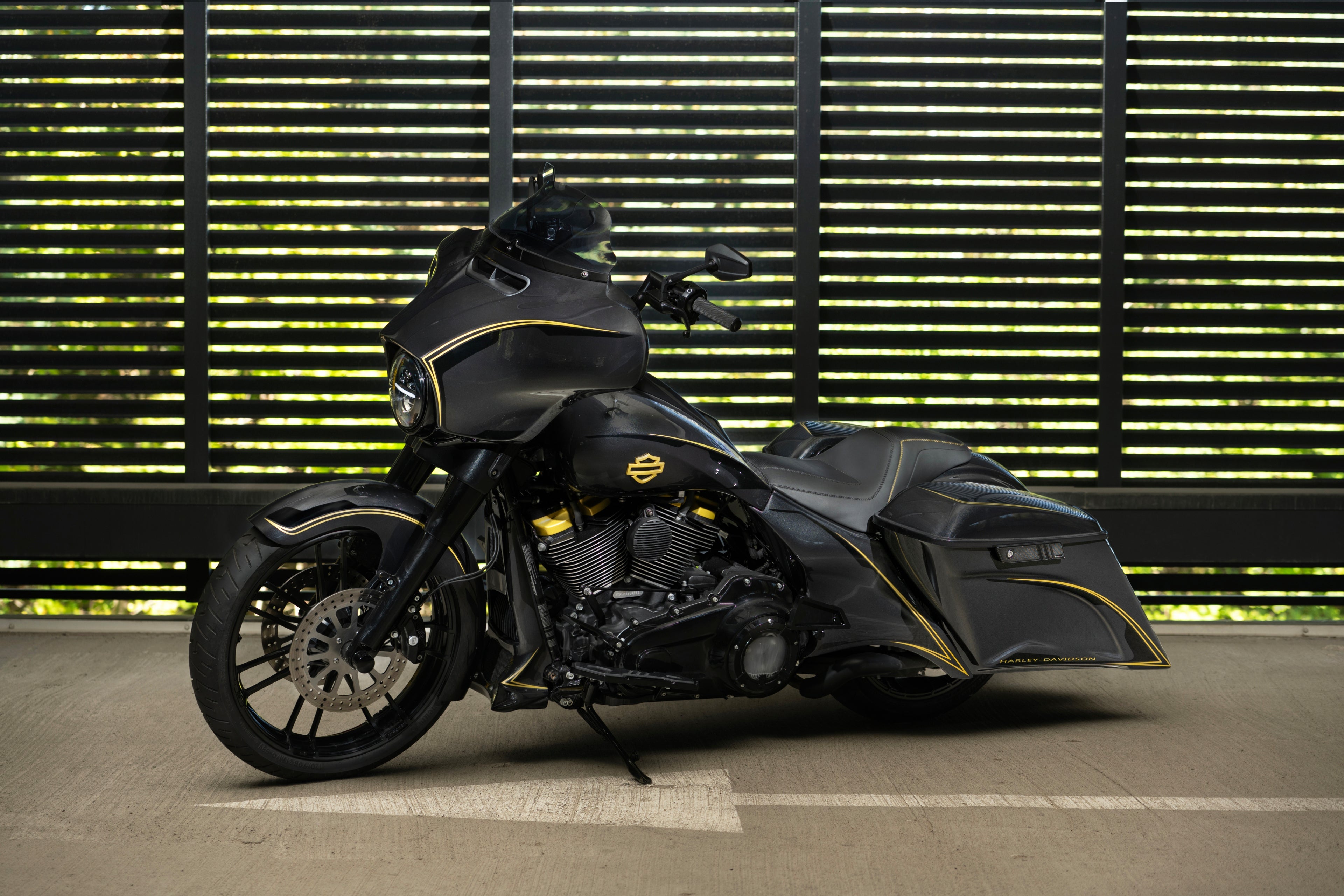 7.5" Tinted Windshield for Harley Davidson FLH 2014-2023