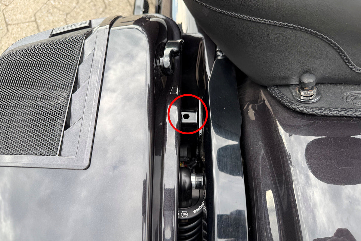 Stealthport Sidetaske Ladestik til 2014-2026 H-D Touring