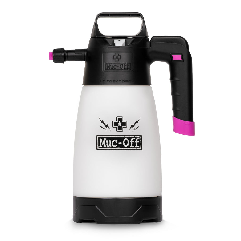 https://mctech.dk/wp-content/uploads/2025/12/Foam-Sprayer-scaled.jpg