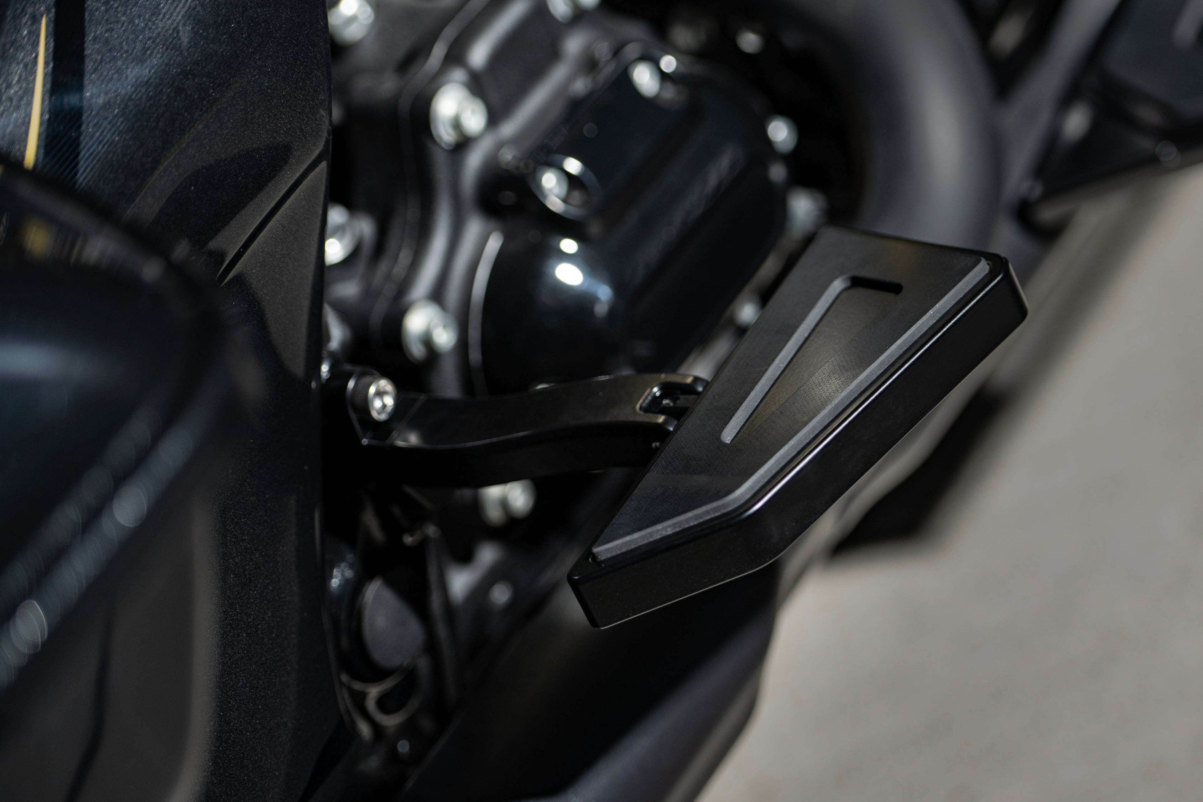 Black Series Hexa Floorboard set