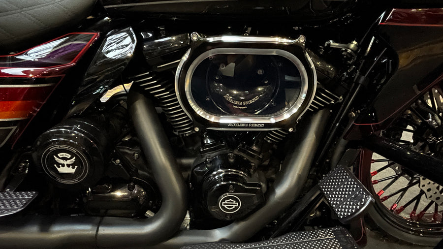 Road Glide 2023.5 ombygning: "80's" — lydsystem fra bunden og 23" forhjul