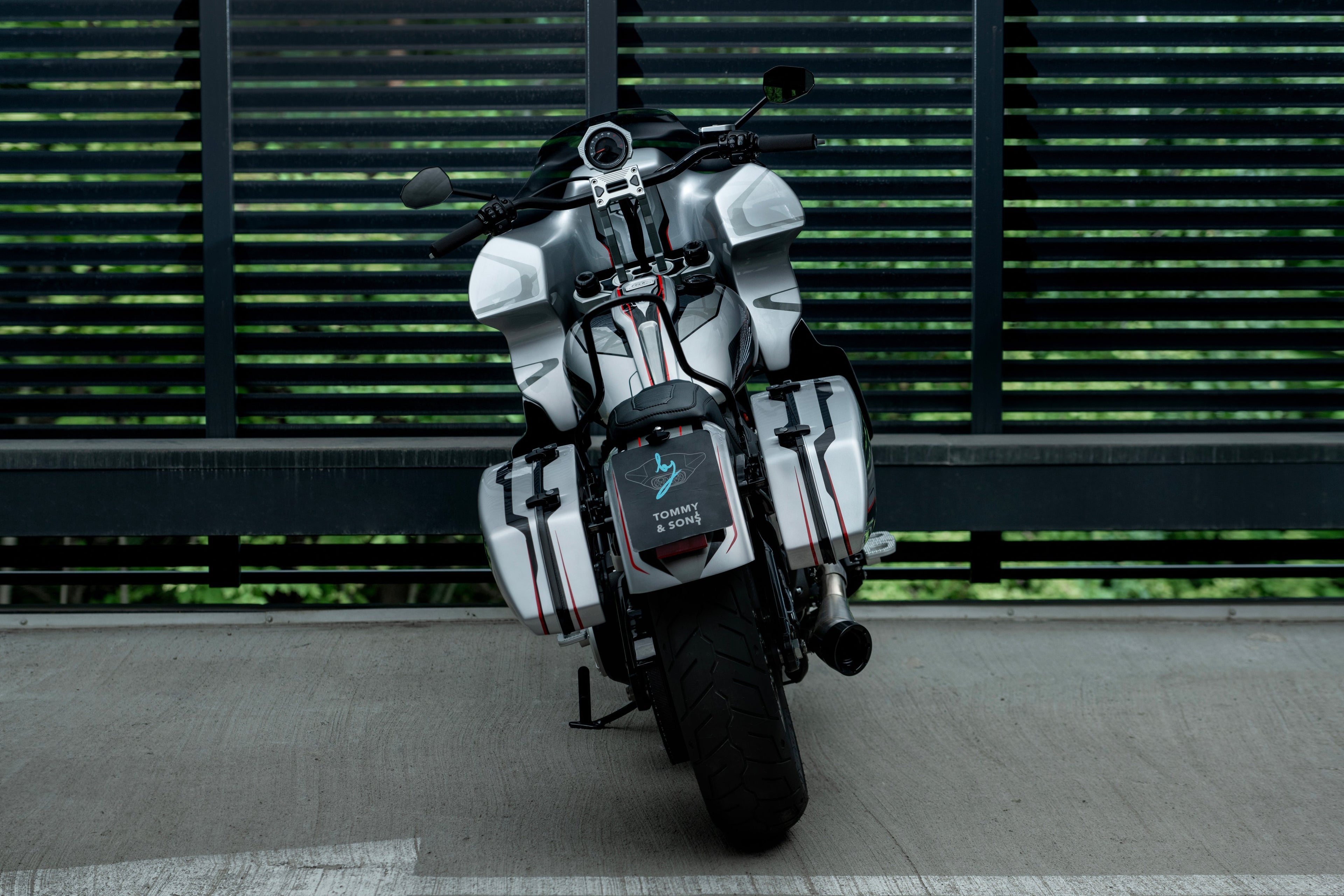 Inception Series Saddlebags for Harley Davidson Dyna 06 - 17 and Softail 18 up