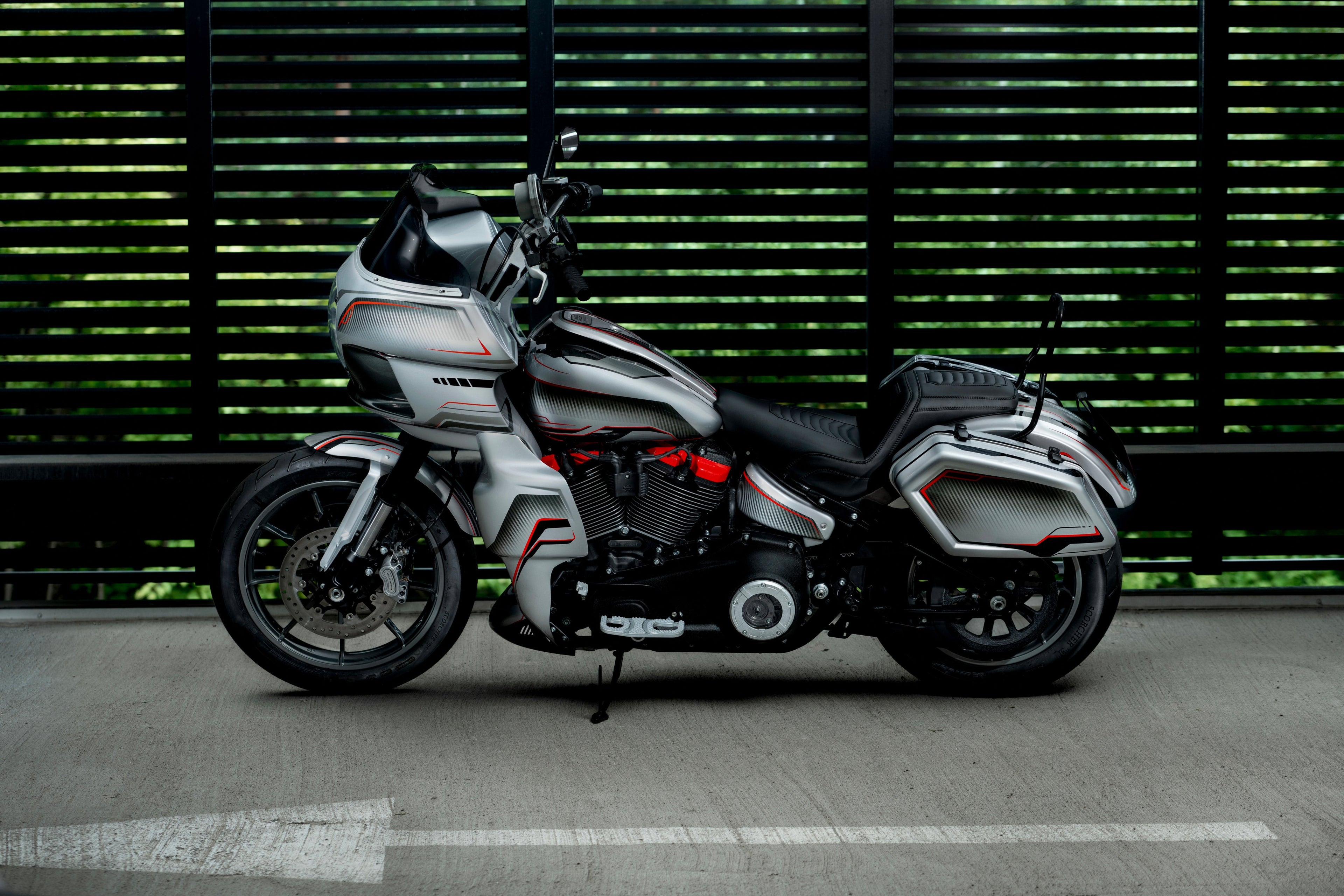 Inception Series Saddlebags for Harley Davidson Dyna 06 - 17 and Softail 18 up
