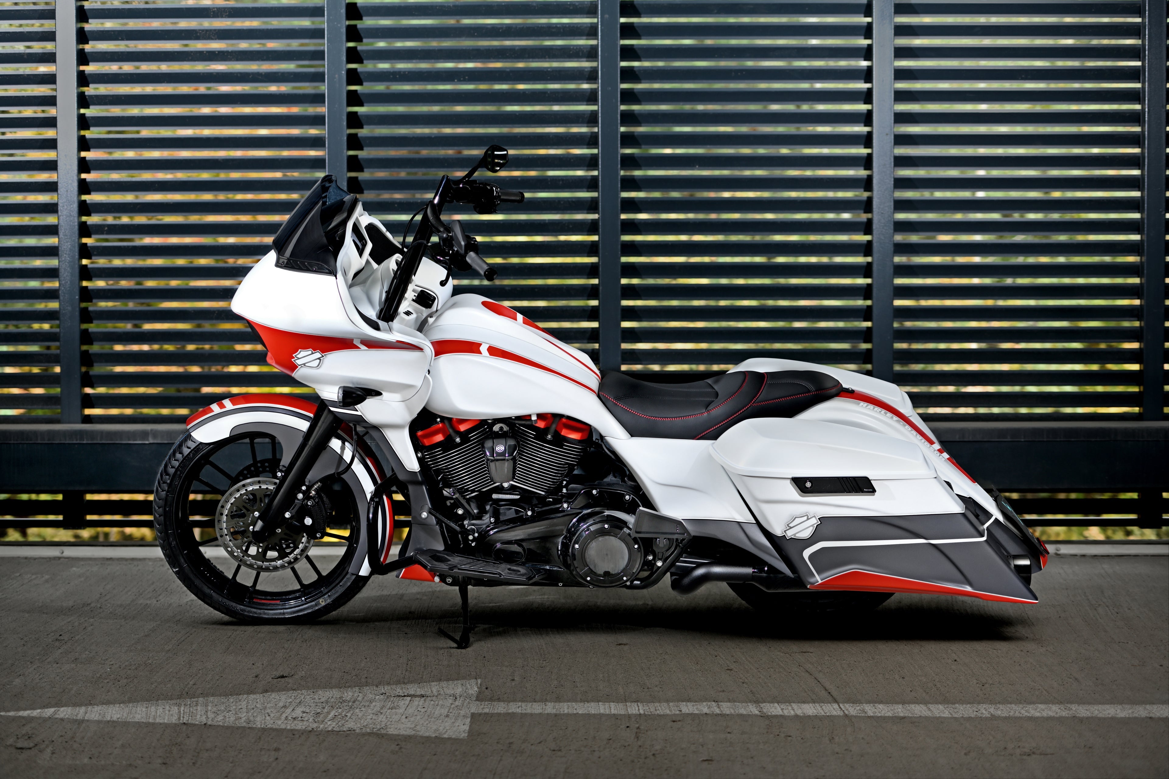 Morocco Side Cover and Celtic Tank Shroud Set For Harley Davidson Touring 2014 up