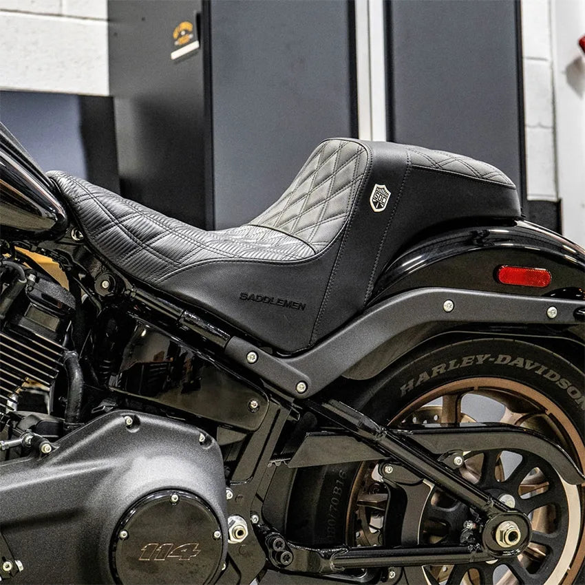 Saddlmen SDC Performance Grip – Pro Series u/ryglæn til (Softail/Touring/Dyna)