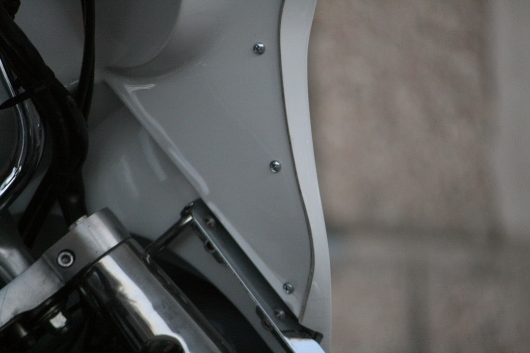 Detachable universal batwing fairing (inner/outer)