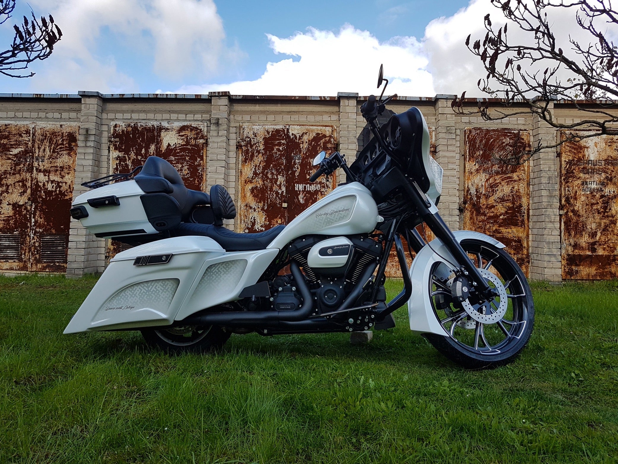 Celtic Set for Harley Davidson Touring models 2009-2013