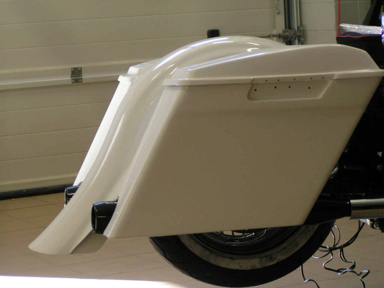 Bolt on Type Stretched Rear Fender for Harley Davidson touring models from 2009 to 2013