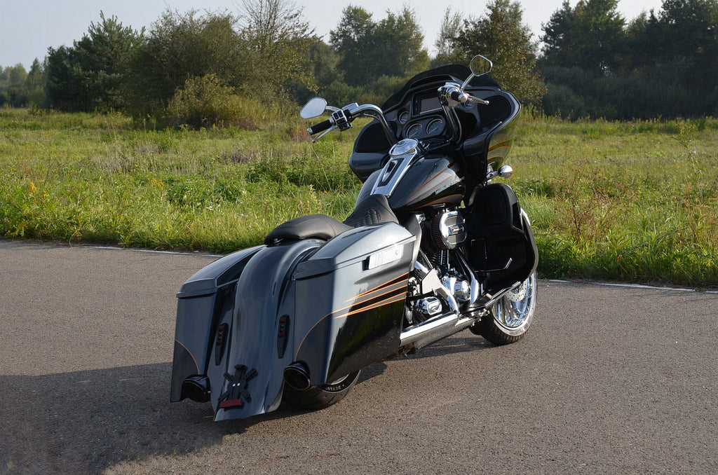 Bolt on Type Stretched Rear Fender for Harley Davidson touring models from 2009 to 2013