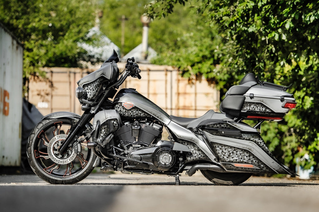 Billow side set for Harley Davidson Touring 2014 up