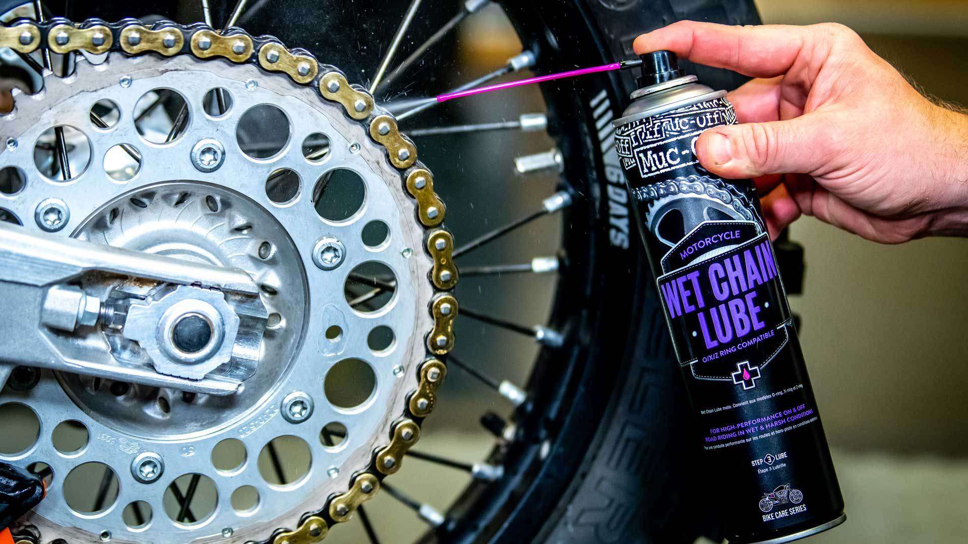 https://mctech.dk/wp-content/uploads/2019/02/Wet-Chain-Lube-DSC_3548.jpg