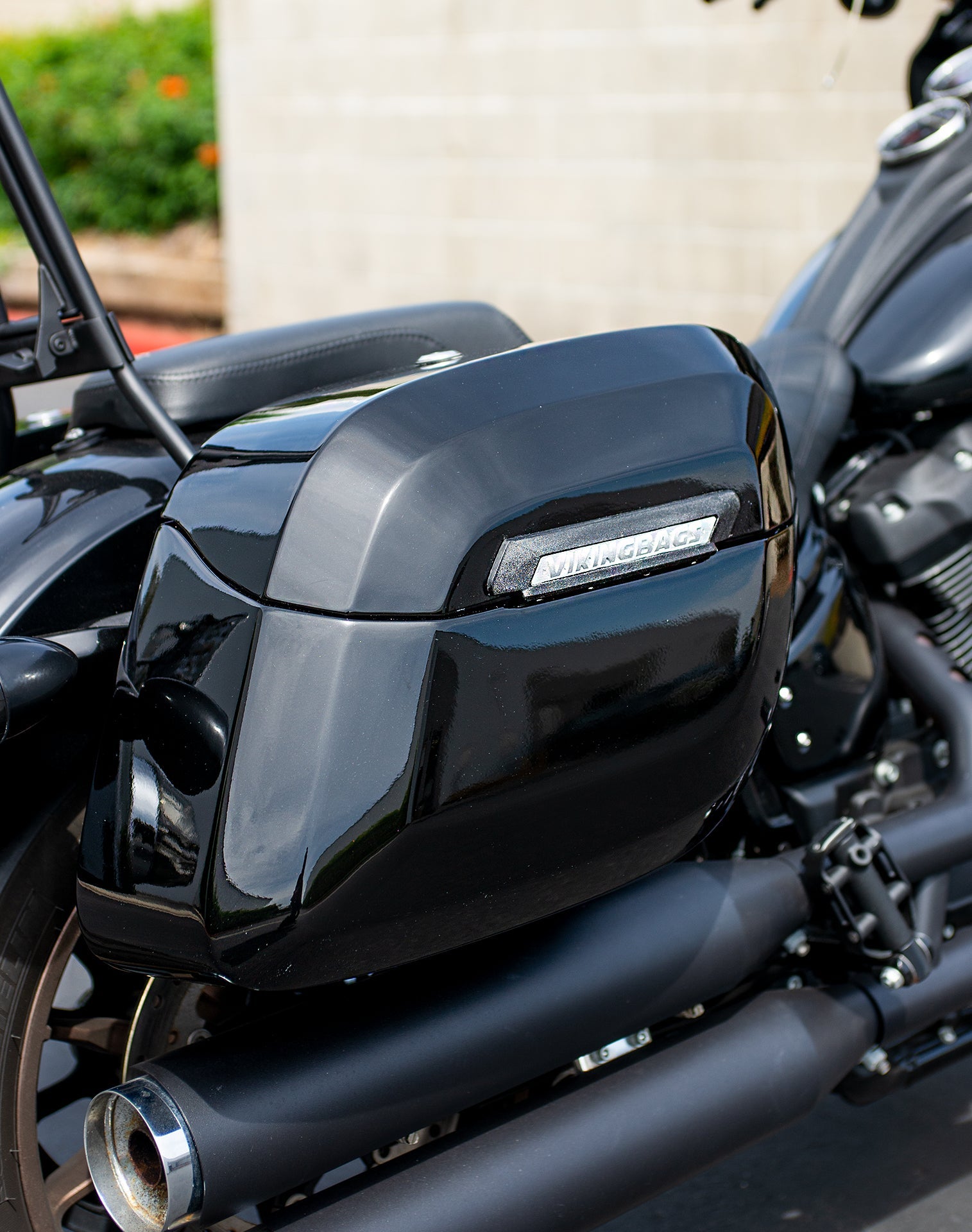 40L - Lamellar Raven Extra Large Painted Motorcycle Hard Saddlebags for Harley Softail Low Rider S FXLRS