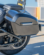 32L - Mørke Store Quick Mount Malet Hårde Sadel tasker til Harley Softail Street Bob FXBB