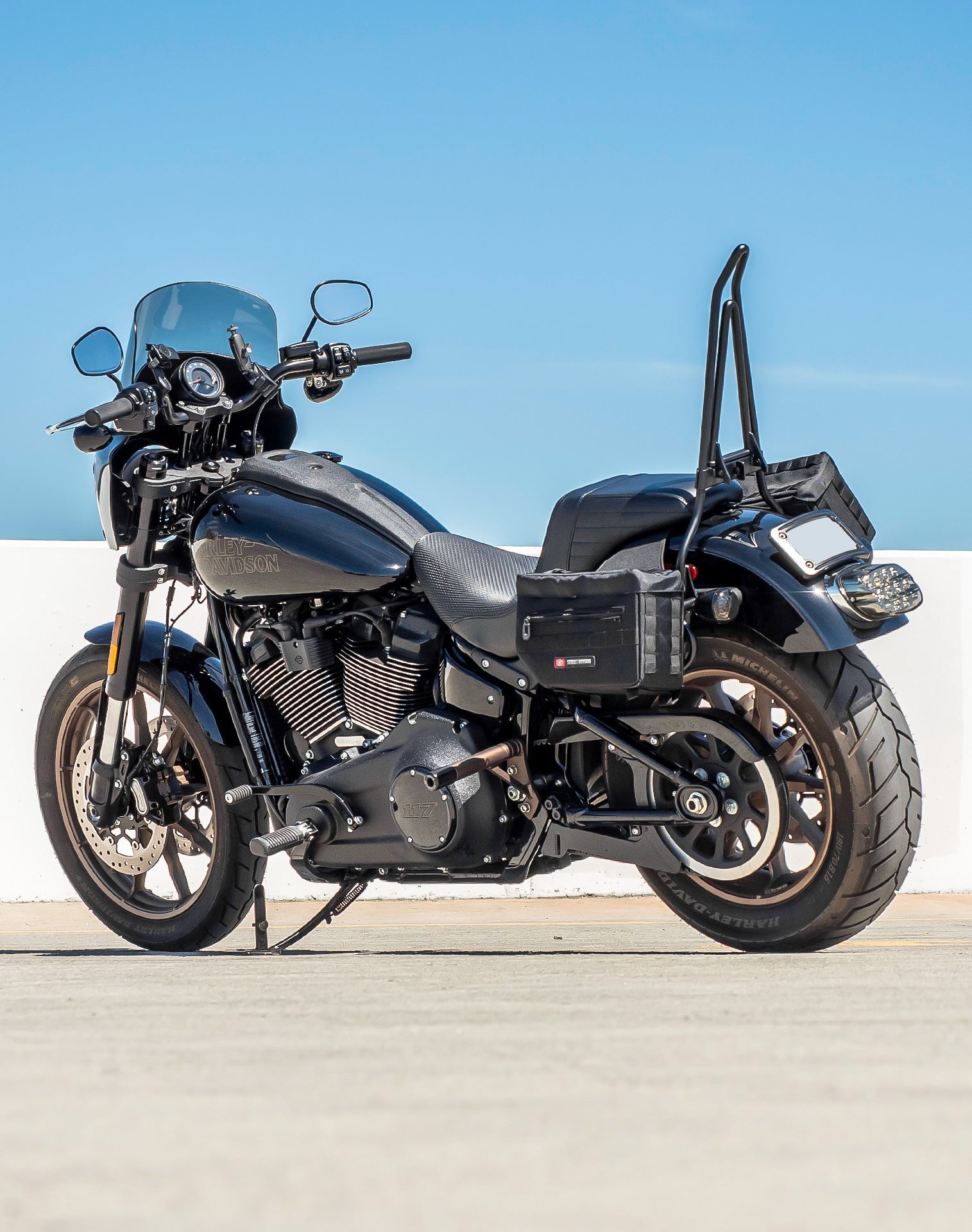 10L - Patriot Small Throw Over Saddlebags for Harley Softail Low Rider S FXLRS