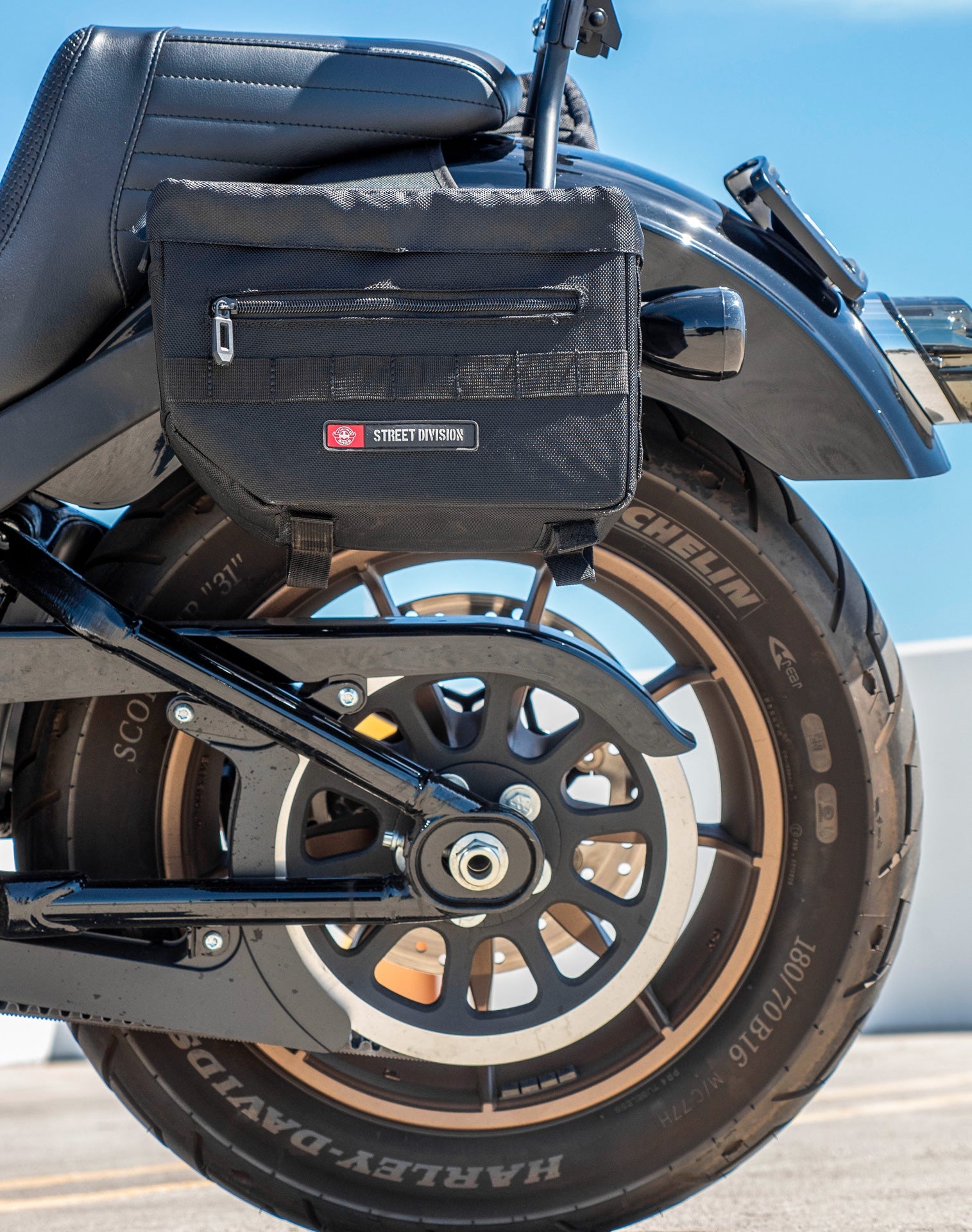 10L - Patriot Small Throw Over Saddlebags for Harley Softail Low Rider S FXLRS